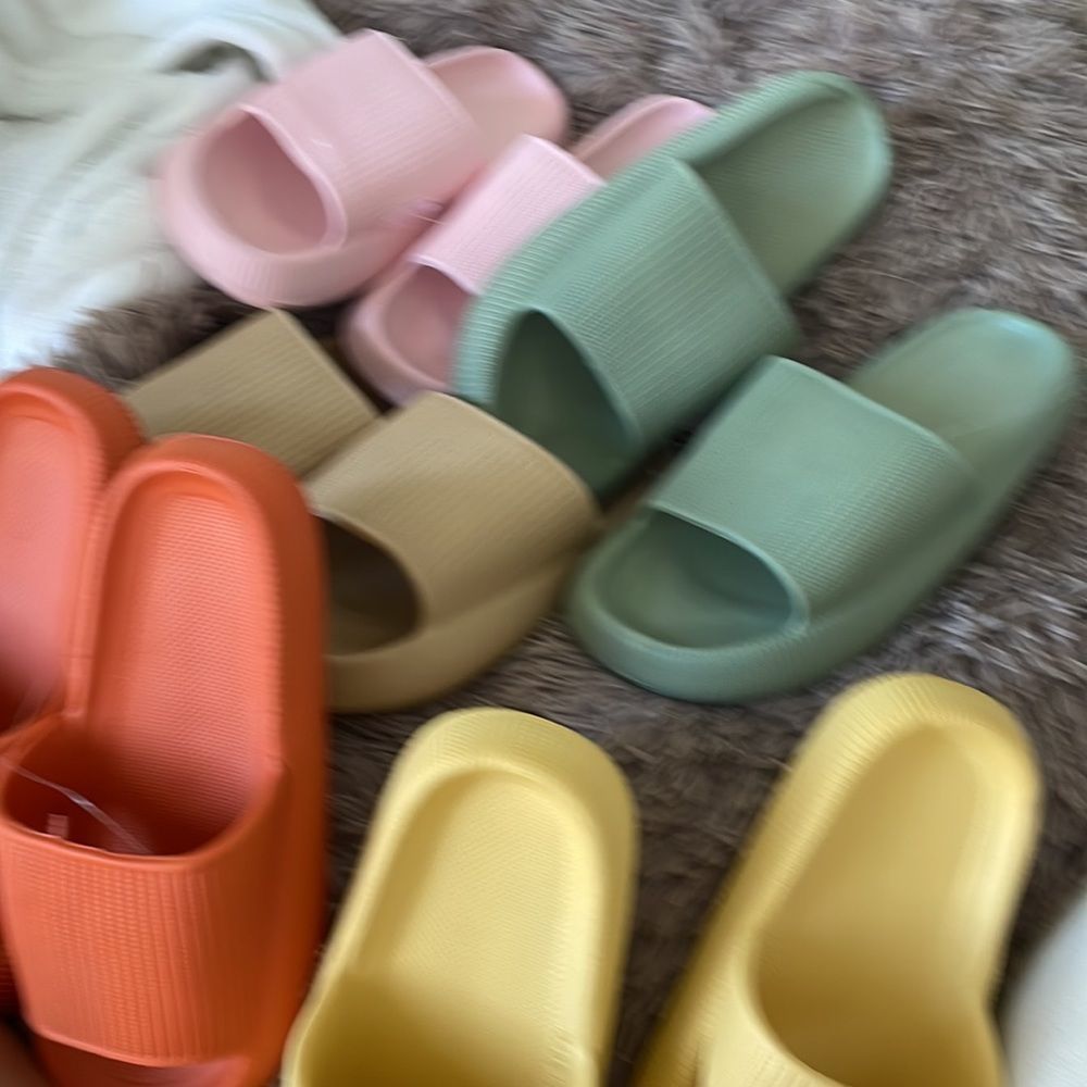 In stock now! NWT Cloud Slides different W Sizes and colors!!
